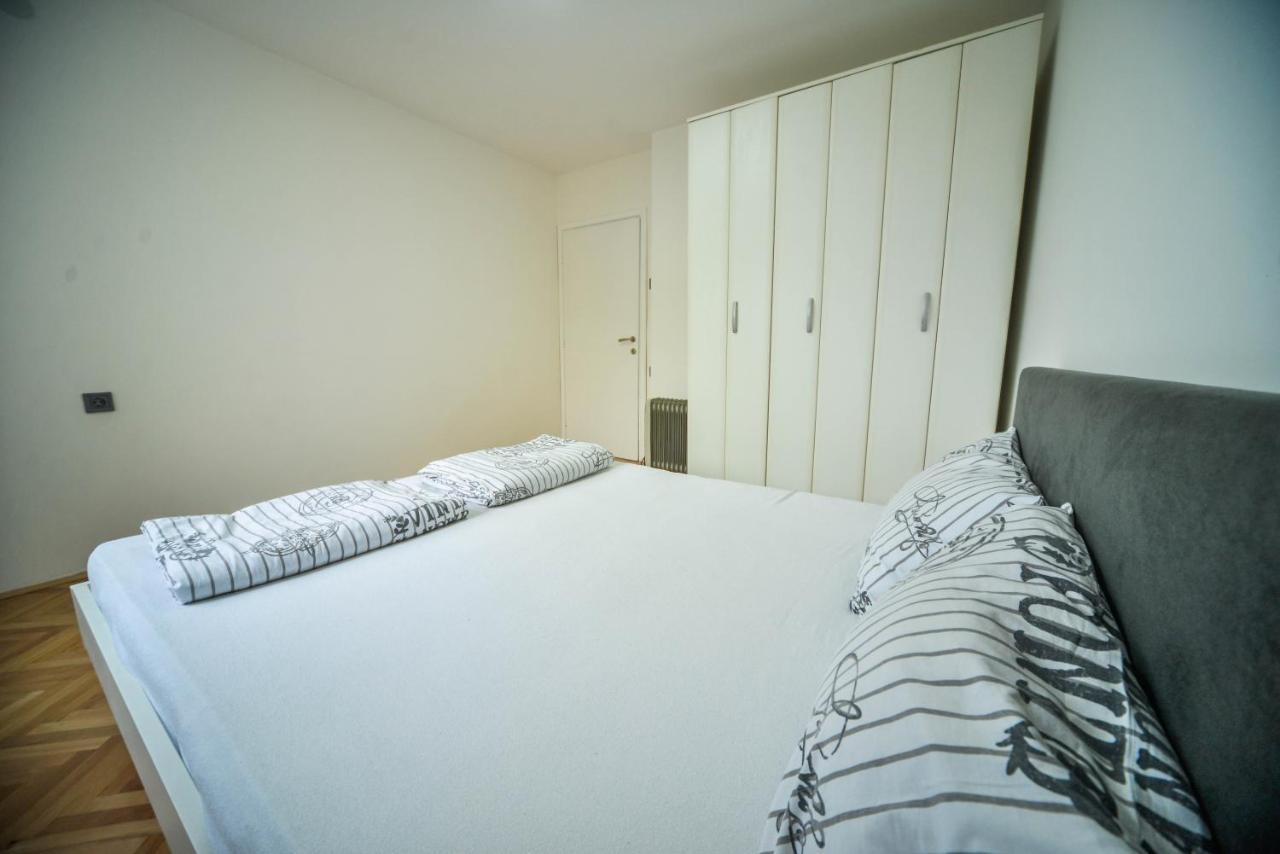 Goltepirot Apartment ภายนอก รูปภาพ